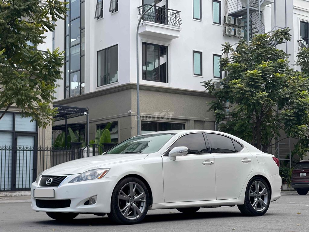 Lexus IS 2009 - 53000 km. Mua bán Ô tô tại Quận Long Biên Hà Nội được đăng bởi Thành Đô Cars hình 5