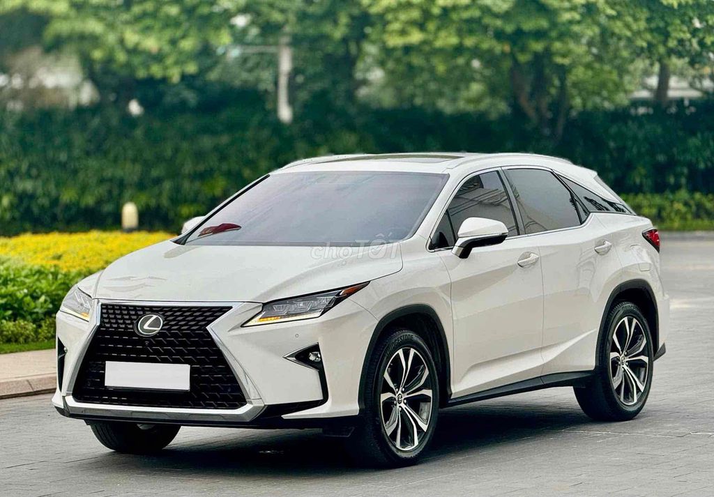 Lexus RX350 2018 Trắng 75.000 km. Mua bán Ô tô tại Quận Long Biên Hà Nội được đăng bởi Trang Gala hình 2