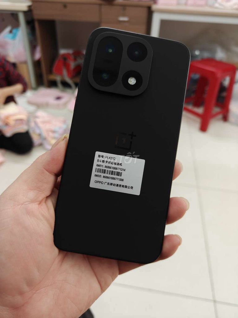 OnePlus 15(12/256)Đen nhám likenew fullbox gl. Mua bán Điện thoại tại Quận 5 Tp Hồ Chí Minh được đăng bởi Strawberry Táo hình 1