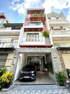 Nhà phố 90 m² · 6 PN · Đường Hoa Lan
