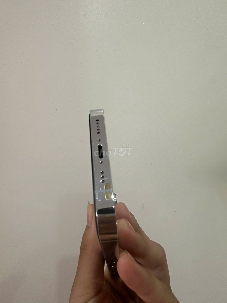 iPhone 14 Pro 256GB Bạc. Mua bán Điện thoại tại Huyện Việt Yên Bắc Giang được đăng bởi Hoa Hồng Gai hình 1