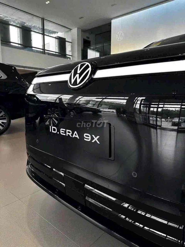 Электрический внедорожник Volkswagen I.D. ERA 9X