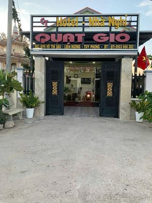 Bán khách sạn góc 2 mặt tiền đường Võ Thị Sáu, H.Tuy Phong, Bình Thuận