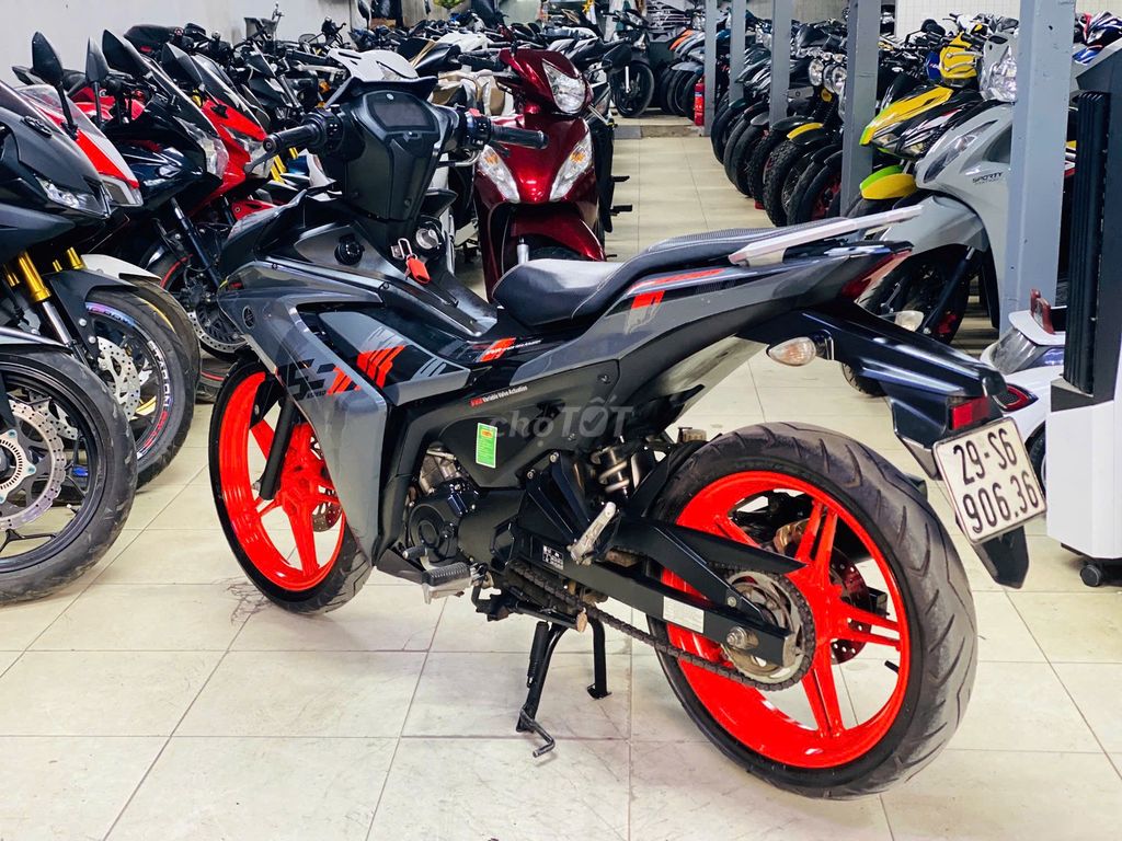 XE MÁY THỊNH PHÁT - EXCITER 155 XÁM ĐỘ BIỂN HÀ NỘI. Mua bán Xe máy tại Quận Nam Từ Liêm Hà Nội được đăng bởi XE MÁY THỊNH PHÁT XE LƯỚT GIÁ RẺ hình 4