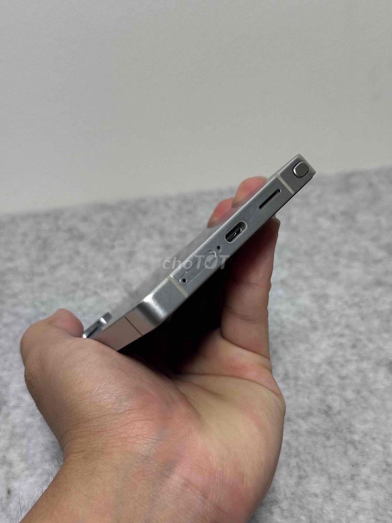 Samsung S25Ultra 256G. Mua bán Điện thoại tại Quận 3 Tp Hồ Chí Minh được đăng bởi Phone2Hand hình 5