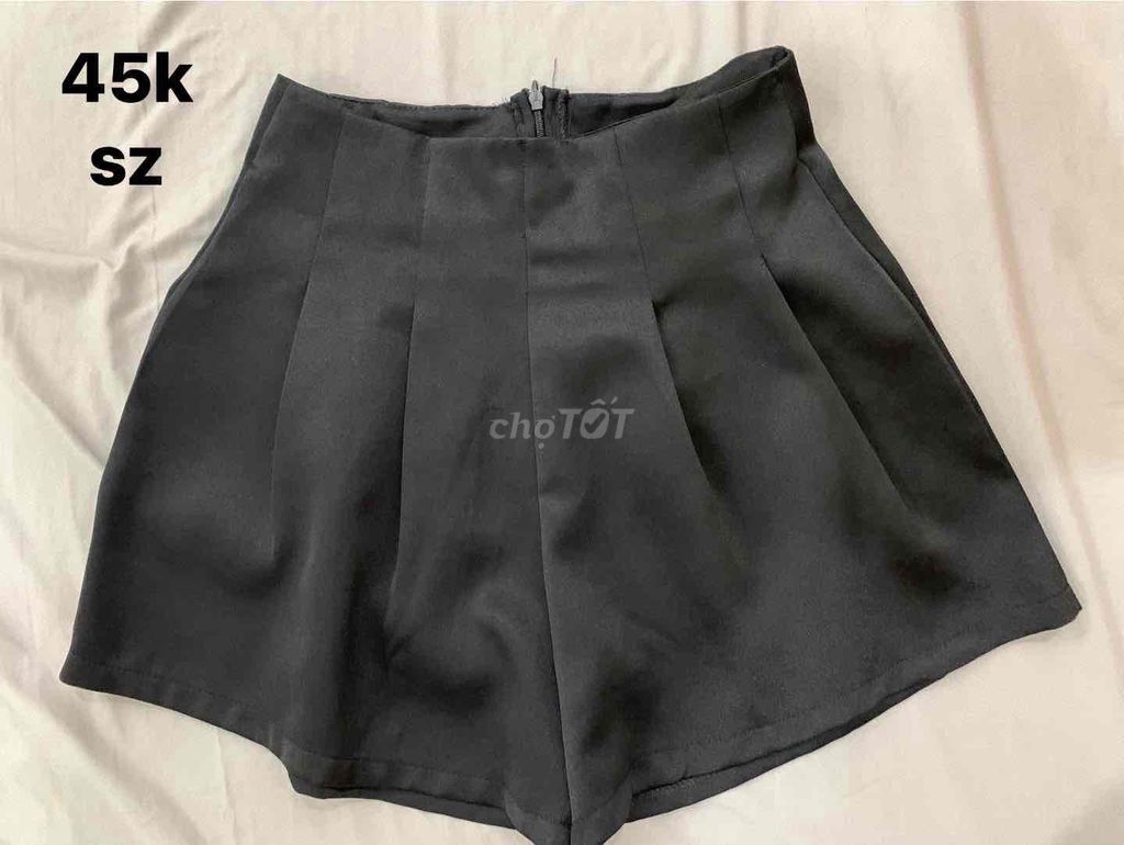 Quần short nữ cotton đen size S. Mua bán Quần áo tại Thành phố Đồng Xoài Bình Phước được đăng bởi Thuỳ Trang hình 1