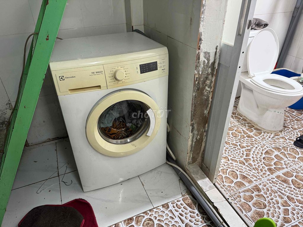 Máy giặt Electrolux Time Manager cửa ngang Trắng. Mua bán Máy giặt tại Quận 7 Tp Hồ Chí Minh được đăng bởi cty điện lạnh đức tín hình 1