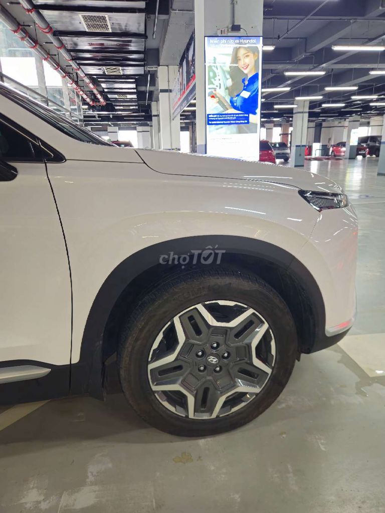 Chính chủ bán Santafe 2024 full Dầu 2.2 - 13000 km. Mua bán Ô tô tại Quận Hoàng Mai Hà Nội được đăng bởi Đinh Huy hình 5