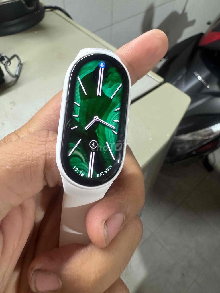 Xiaomi Mi Band 10 Ceramic Trắng Đã sử dụng. Mua bán Thiết bị đeo thông minh tại Quận Phú Nhuận Tp Hồ Chí Minh được đăng bởi Quoc Anh hình 1