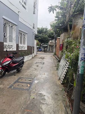 Bán nhà 2 mặt kiệt đường An nhơn 3 sơn trà Đà Nẵng. Mua bán nhà ở tại Quận Sơn Trà Đà Nẵng được đăng bởi Phạm Thành Long