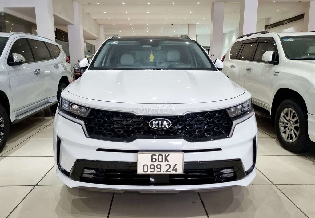 Kia Sorento Signature dầu 6S sx 2022, htr góp.