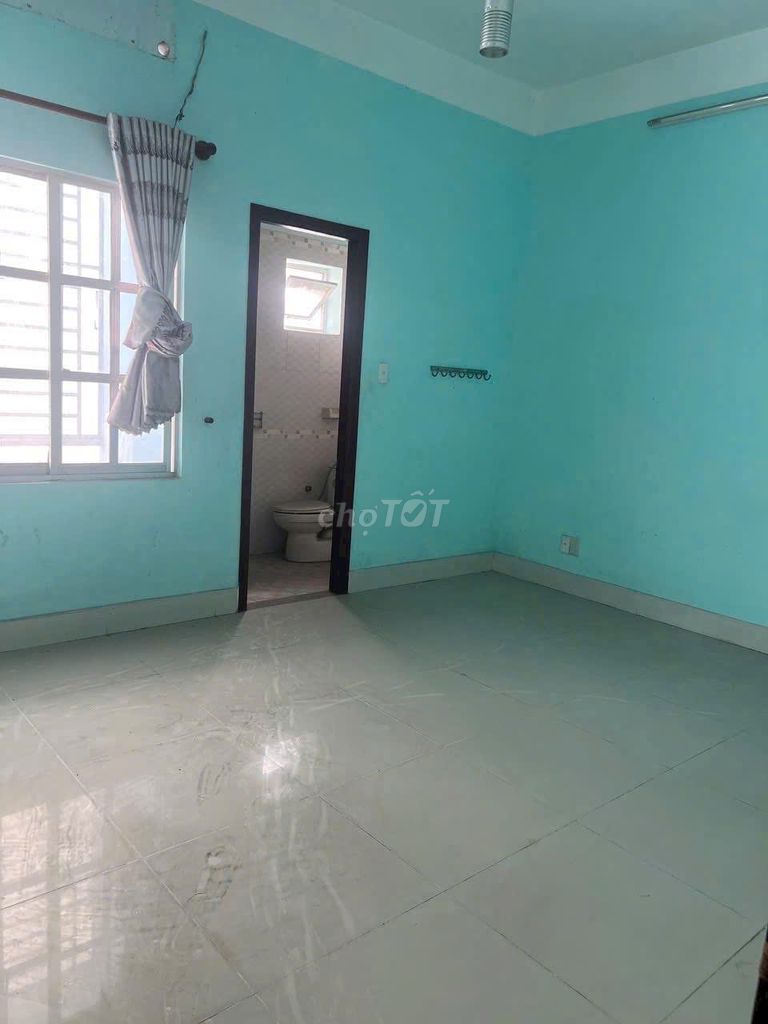 Chính chủ cần bán ngay lô đất trung tâm Phú Mỹ giá cực rẻ ck50%.