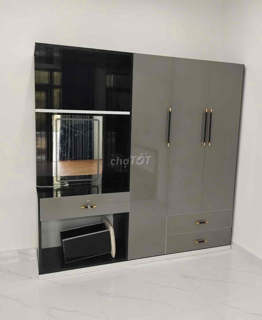 Tủ quần áo nhựa Đài Loan. Mua bán Tủ, kệ gia đình tại Huyện Nhà Bè Tp Hồ Chí Minh được đăng bởi Hong Le hình 1