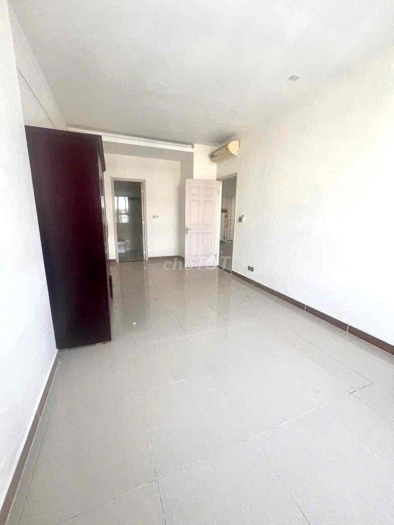 Аренда · 2 комн. · 90 м² · Quận 7, ул. Đường 15B