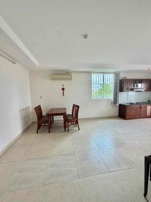 Rent · 2 bd · 80 м² · Quận 7, ул. Phạm Hữu Lầu
