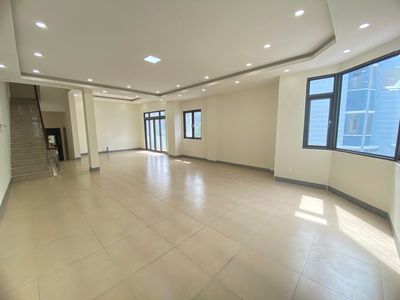 Аренда · 4 комн. · 144 м² · Thành phố Thủ Đức, ул. Đường số 1