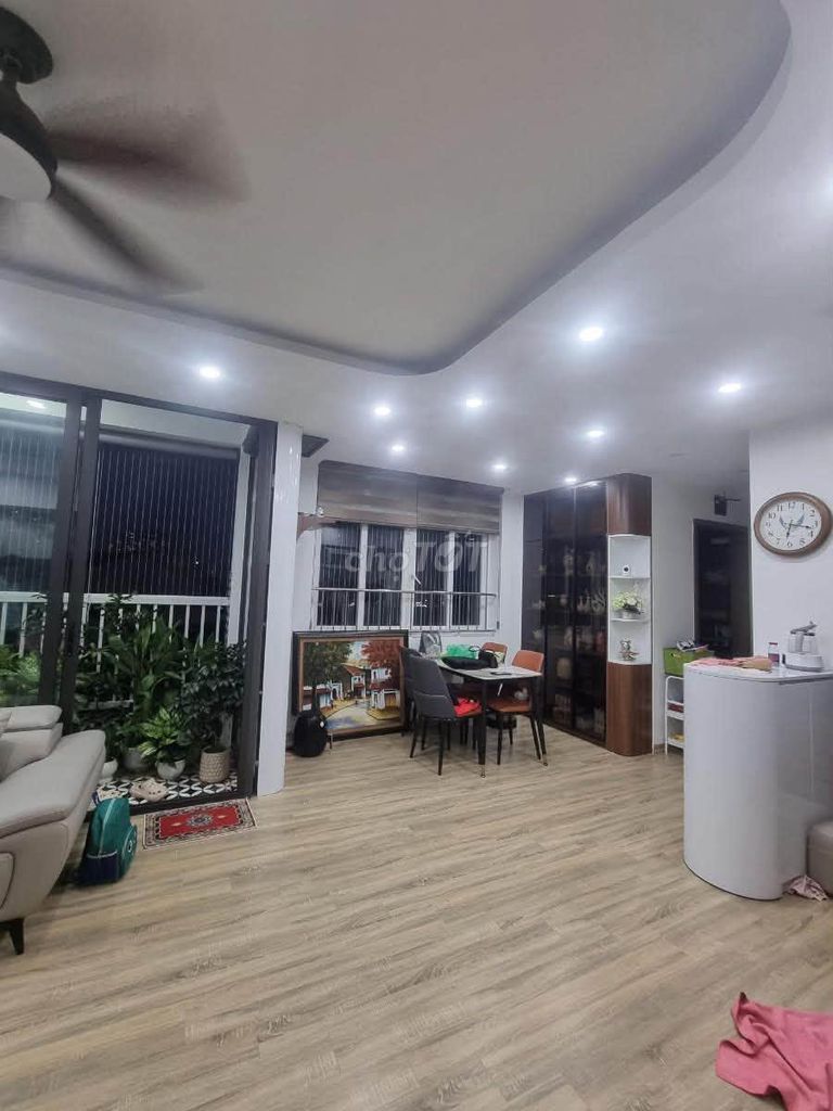 Chung cư Giải Phóng 90m² căn góc 3PN full nội thất 6.45 tỷ