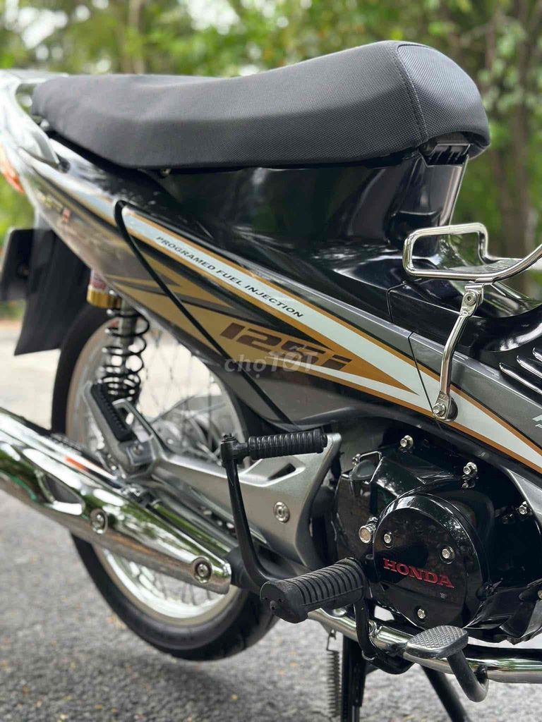 FuneoGT upp áo 2009 Fi chính chủ tp đúng màu càvet. Mua bán Xe máy tại Huyện Bình Chánh Tp Hồ Chí Minh được đăng bởi Lê Thị Tuyết Mai hình 4