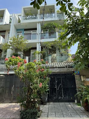Bán gấp nhà Bình Lợi. DT 4X18M.Trệt 2 Lầu ST Hẻm thông 12m có vỉa hè