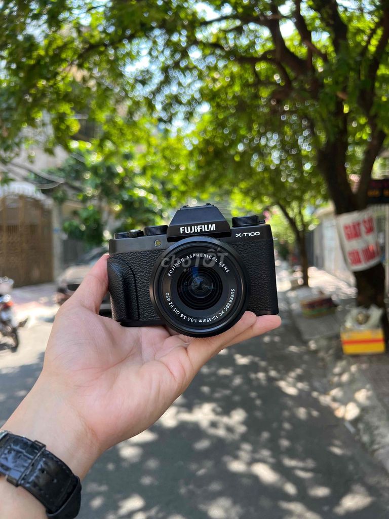 Máy ảnh Fujifilm XT100 kit XC 15-45mm Đen. Mua bán Máy ảnh, Máy quay tại Quận Gò Vấp Tp Hồ Chí Minh được đăng bởi Nguyễn Phan Bá Khoa hình 1