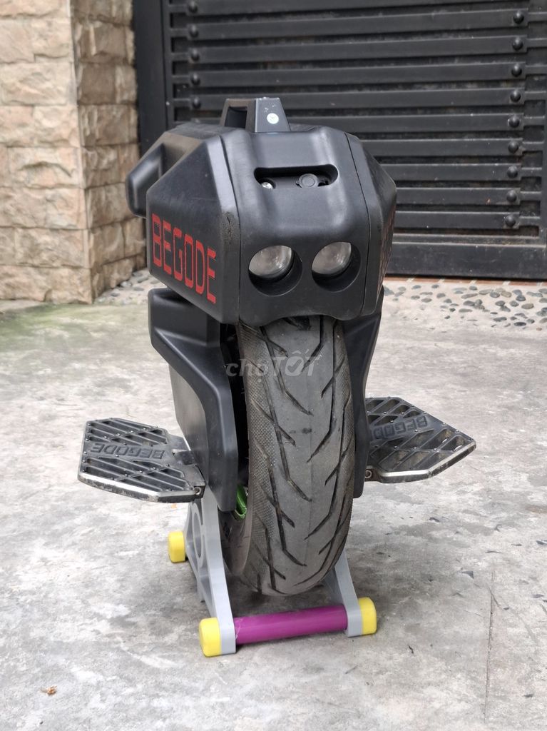 Xe điện cân bằng 1 bánh Begode Future. Mua bán Xe điện tại Quận Gò Vấp Tp Hồ Chí Minh được đăng bởi Thanh Lê hình 3