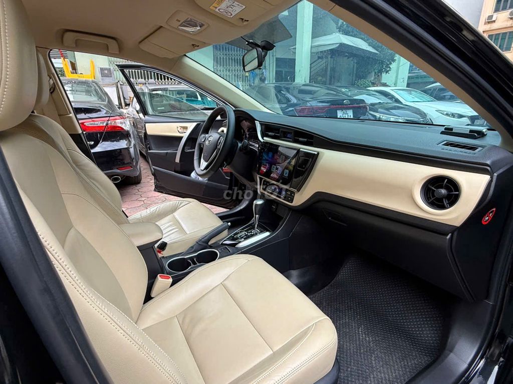 Toyota Altis 2019 67.000 km Đen. Mua bán Ô tô tại Quận Đống Đa Hà Nội được đăng bởi Lê Khiêm hình 4