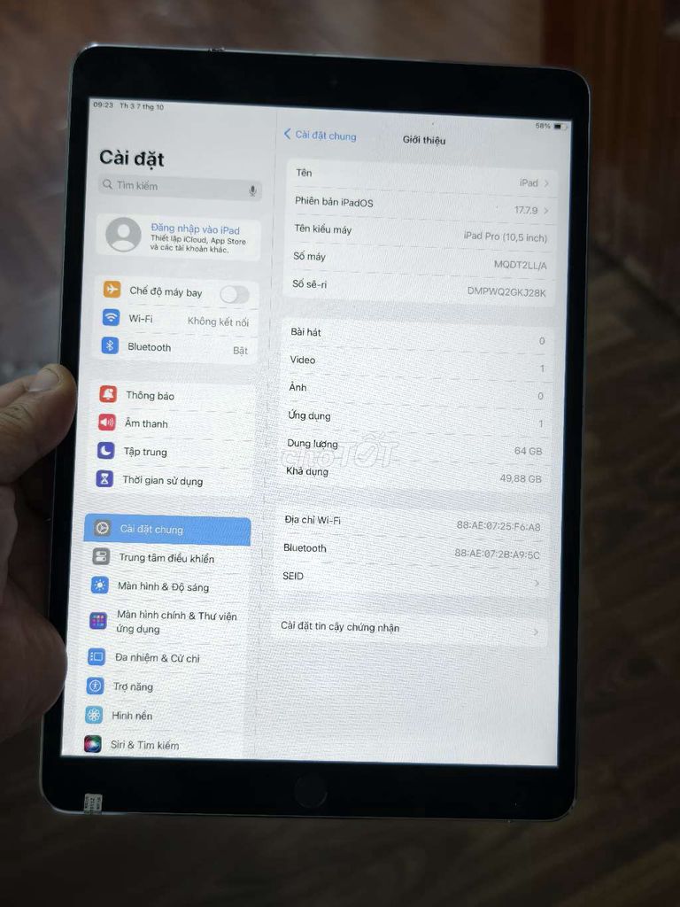 Apple iPad Pro 10.5 64GB Xám. Mua bán Máy tính bảng tại Quận Hoàng Mai Hà Nội được đăng bởi khanh hình 1