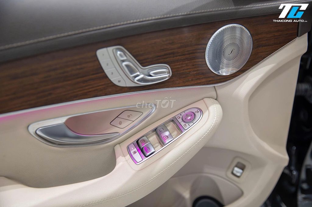 Mercedes C200 Exclusive 2020 - Quá Rẻ Quá Hợp Lý. Mua bán Ô tô tại Quận Gò Vấp Tp Hồ Chí Minh được đăng bởi Mr Vương otosieuluot hình 9