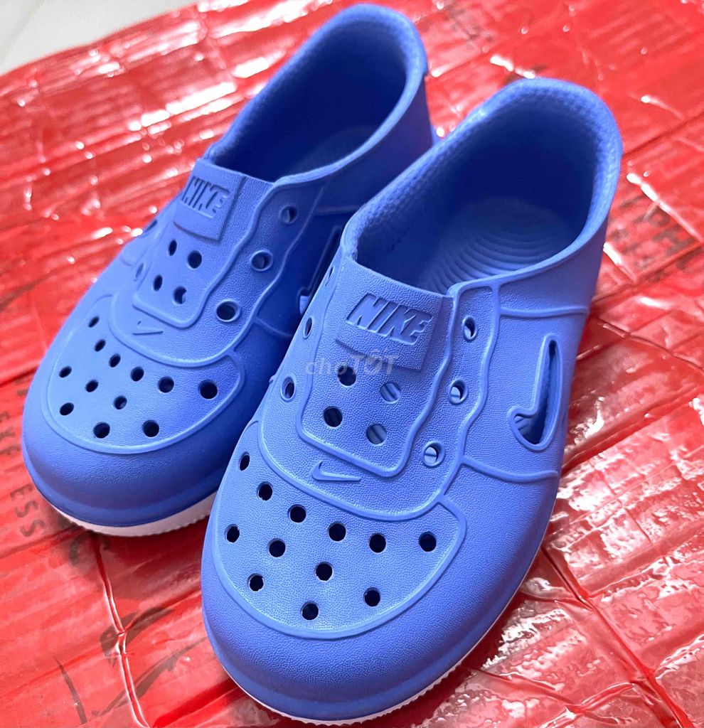 Nike Foam Force cho bé size EU 23 – chân 13.5–14cm. Mua bán Mẹ và bé tại Quận 10 Tp Hồ Chí Minh được đăng bởi Góc pass đồ auth hình 1