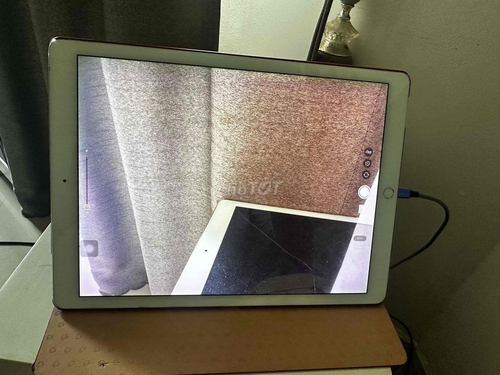 Apple iPad Pro 12.9 32GB Trắng Đã sử dụng. Mua bán Máy tính bảng tại Quận Tân Bình Tp Hồ Chí Minh được đăng bởi An Le hình 1