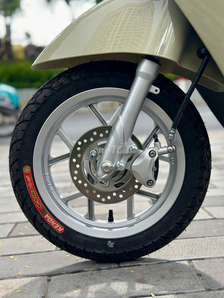 Giảm sốc!Xe điện YADEA ORIS chính hãng giá cực tốt. Mua bán Xe điện tại Quận Tây Hồ Hà Nội được đăng bởi Vinh Đạt Lâm hình 4