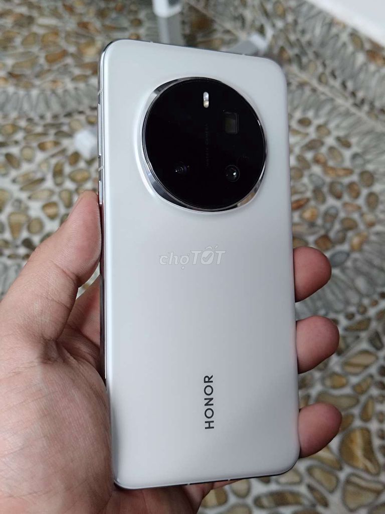 HONOR MAGIC 7 PRO 16/512 có sạc zin đi kèm