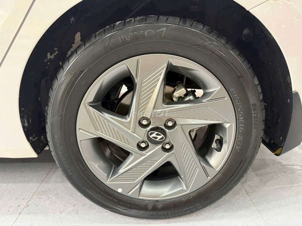 Hyundai Accent 2023 Đặc Biệt 1.4ATH, màu trắng,2v3. Mua bán Ô tô tại Quận Bình Tân Tp Hồ Chí Minh được đăng bởi Son Do hình 16