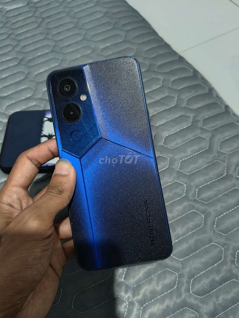 Pova 4 Pro - Pin 6k - G99 Game khoẻ. Mua bán Điện thoại tại Quận Ô Môn Cần Thơ được đăng bởi Kim Bảo hình 1
