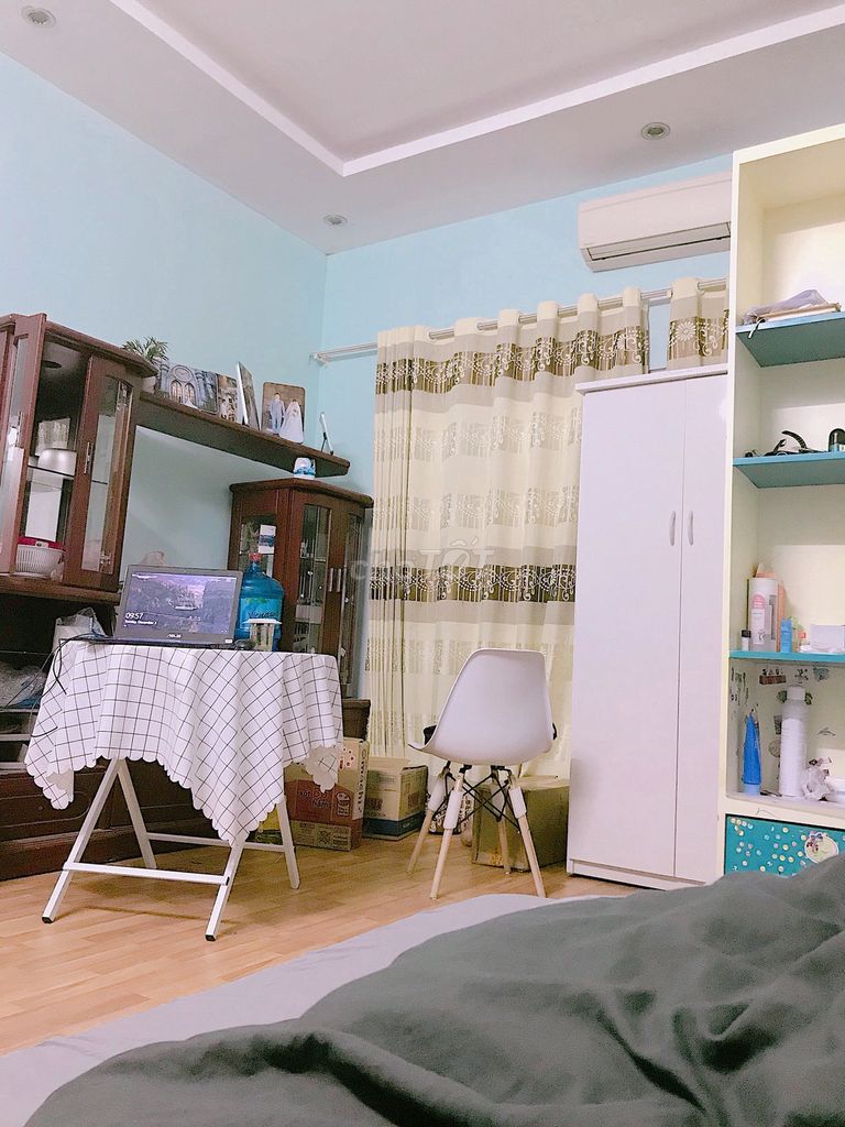 Комната в аренду в переулке Ле Куанг Дао, Ханой