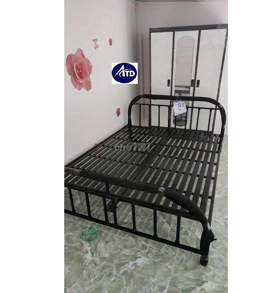 Giường Sắt Giường Sắt Giường Sắt Giường Sắt. Mua bán Giường, chăn ga gối nệm tại Thành phố Biên Hòa Đồng Nai được đăng bởi Xưởng Nội Thất Sài Gòn  hình 1