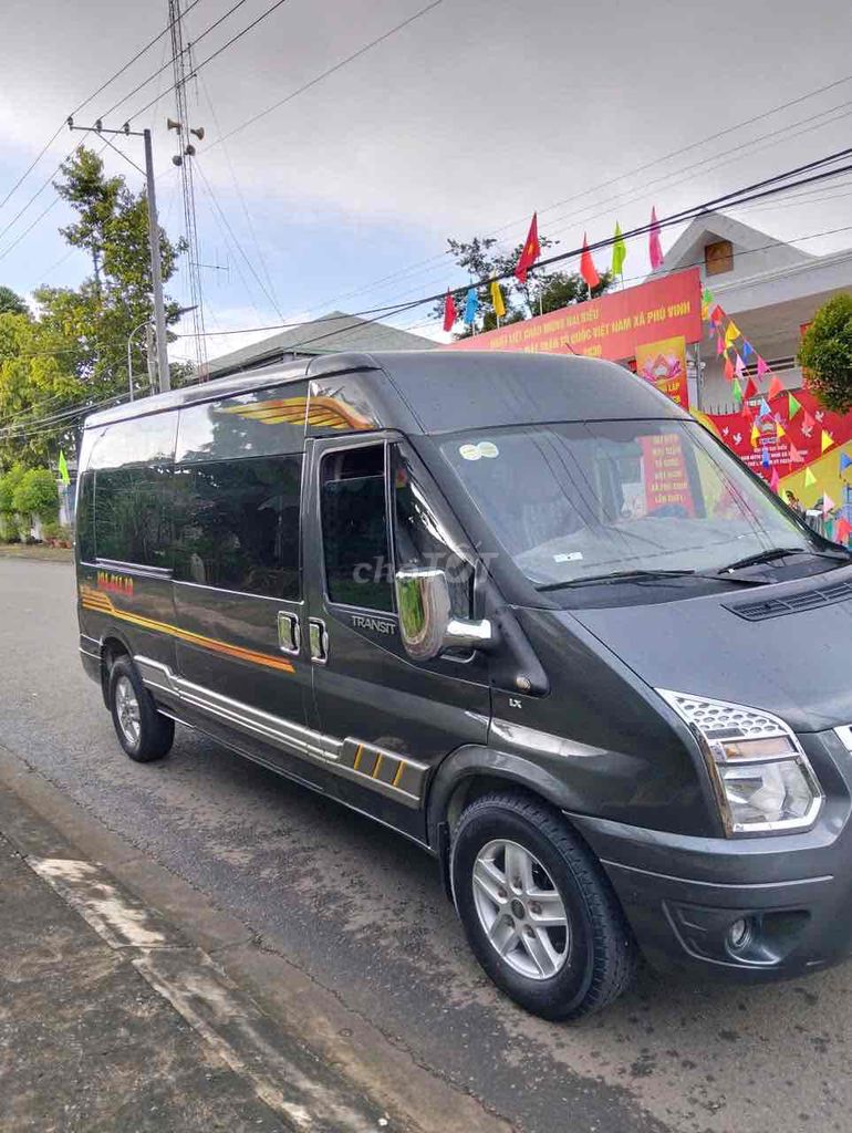 Ford Transit 2017 Limousine - 300000 km. Mua bán Ô tô tại Huyện Hóc Môn Tp Hồ Chí Minh được đăng bởi phạm Anh Tuấn Vũ  hình 2