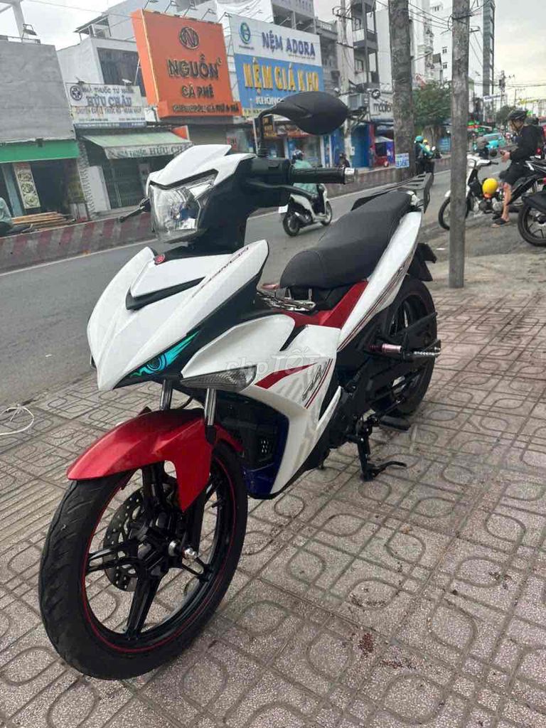 Exciter chính chủ bao ký giấy mấy êm zin bao êm. Mua bán Xe máy tại Quận 7 Tp Hồ Chí Minh được đăng bởi Gia Bảo  hình 3