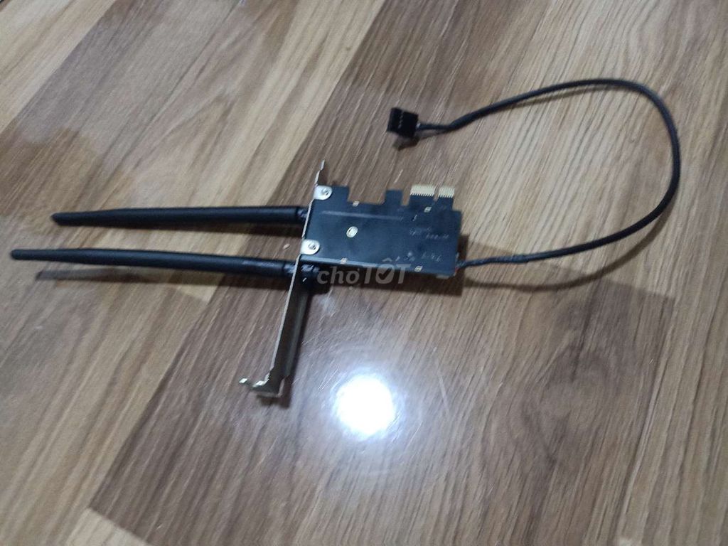 Card Wifi có bluetooth cho PC. Mua bán Phụ kiện (Màn hình, Chuột...) tại Thành phố Buôn Ma Thuột Đắk Lắk được đăng bởi Máy tính laptop hình 1
