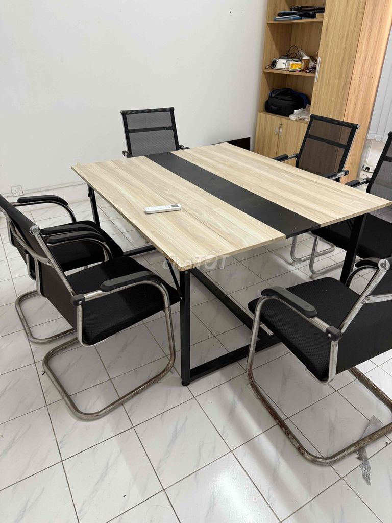 Bộ bàn ghế Gỗ, Kim loại Nâu, Đen 6 ghế. Mua bán Đồ dùng văn phòng tại Quận Tân Bình Tp Hồ Chí Minh được đăng bởi vu huynh hình 1