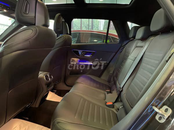 Mercedes Benz GLC300 4Matic. Mua bán Ô tô tại Quận Ba Đình Hà Nội được đăng bởi Tuyết Nhung Mercedes hình 5