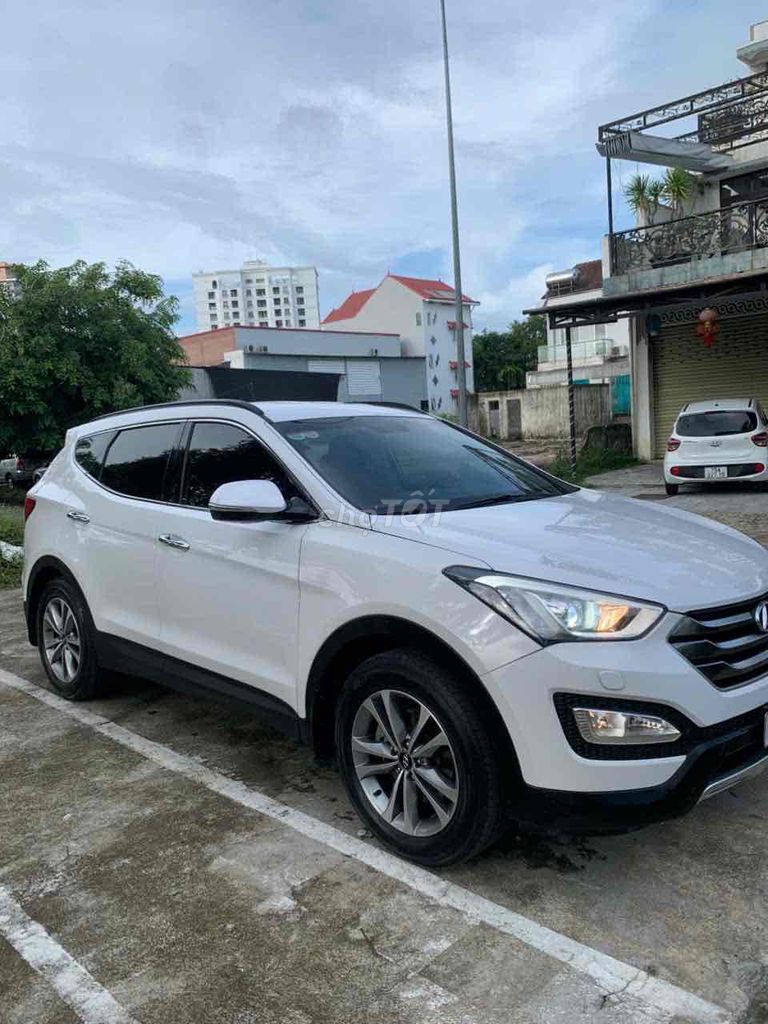 Hyundai Santa Fe 2015 2.2 AT 4WD - 60000 km. Mua bán Ô tô tại Thị xã Hương Thủy Thừa Thiên Huế được đăng bởi Đình vê hình 12