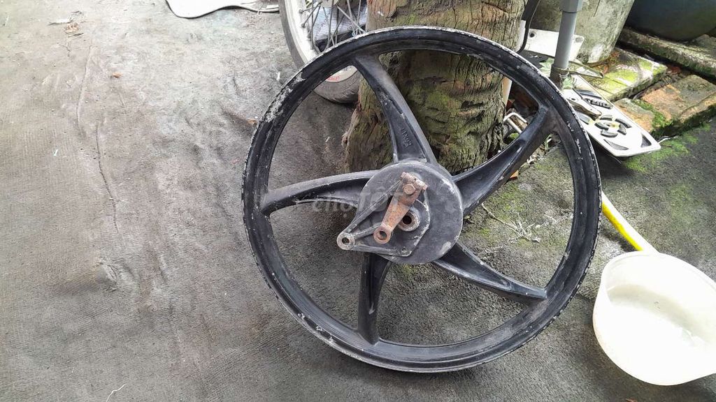 Bánh mâm sao gắn quay riêng còn sử dụng tốt  thẳng. Mua bán Phụ tùng xe tại Quận Bình Tân Tp Hồ Chí Minh được đăng bởi Bé Trúc  hình 1