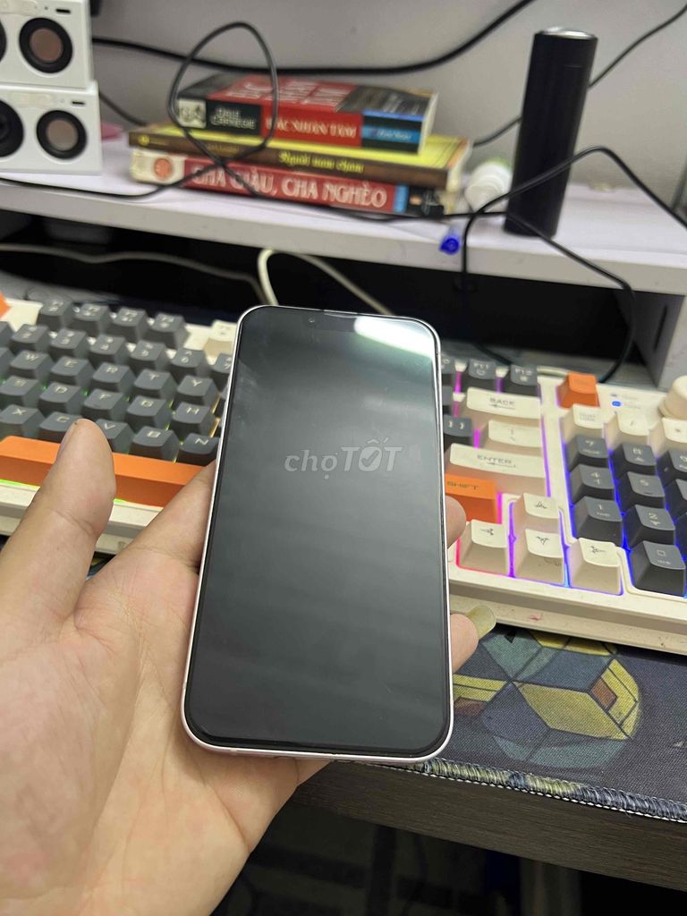 Apple iPhone 13 128GB Hồng Đã sử dụng. Mua bán Điện thoại tại Quận Hai Bà Trưng Hà Nội được đăng bởi minh hình 1