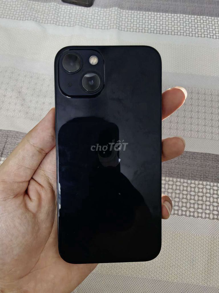 Apple iPhone 13 128GB Đen bóng Đã sử dụng. Mua bán Điện thoại tại Huyện Hoài Đức Hà Nội được đăng bởi Vu Dang hình 1