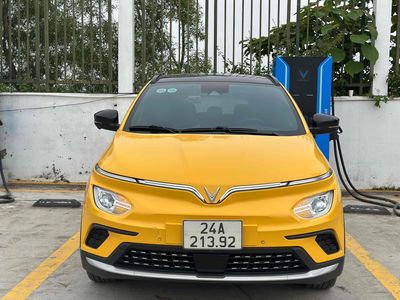 VinFast VF e34 2022 Vàng. Mua bán Ô tô tại Quận Long Biên Hà Nội được đăng bởi Phát Vũ Vinfast hình 1