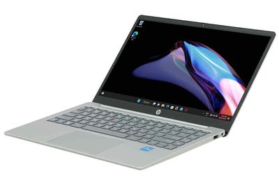 Laptop HP 14 ep0126TU i3 N305/8GB/256GB/Win11