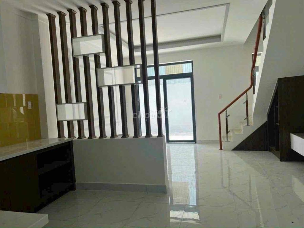 CHO THUÊ NHÀ 1 TRỆT 1 LẦU 2PN CẠNH VÒNG XOAY TÂN THÀNH. Cho thuê nhà ở tại Thành phố Bến Tre Bến Tre được đăng bởi Tống Hoàng Thành hình 2