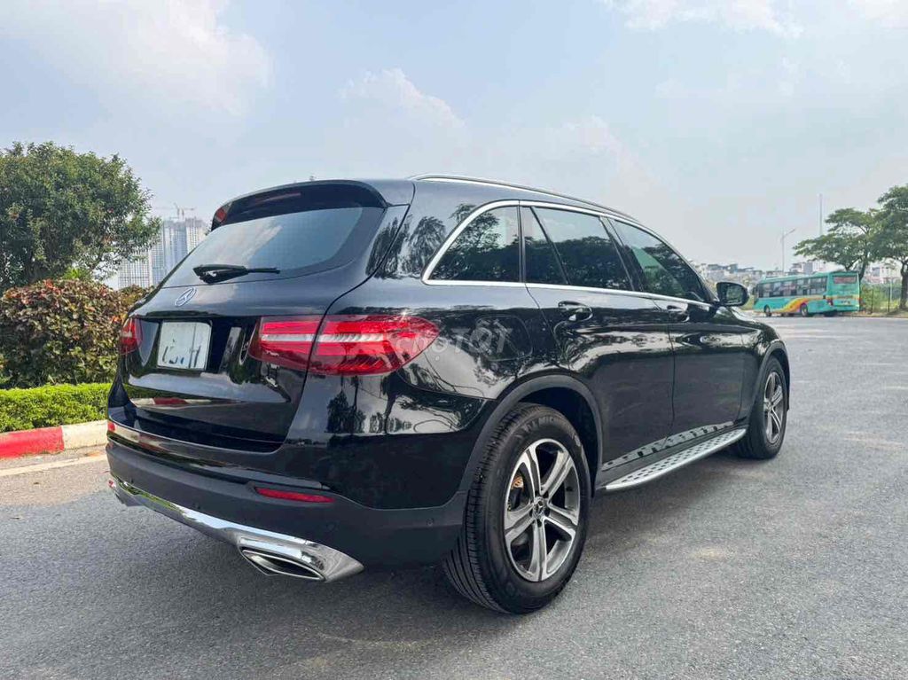 Chính chủ Bán xe Mercedes GLC 200 2018