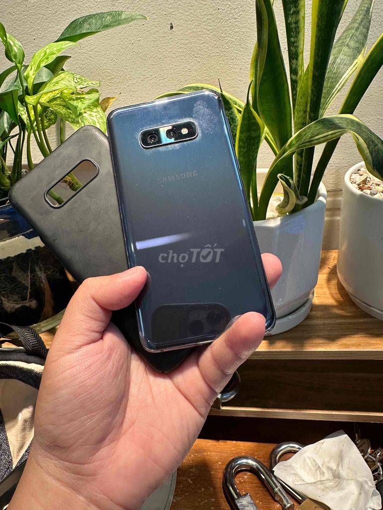 Samsung S10e bản mĩ zin all 98% giá tốt giao lưu. Mua bán Điện thoại tại Quận Bình Tân Tp Hồ Chí Minh được đăng bởi Shop phố smartphone 2 hình 1